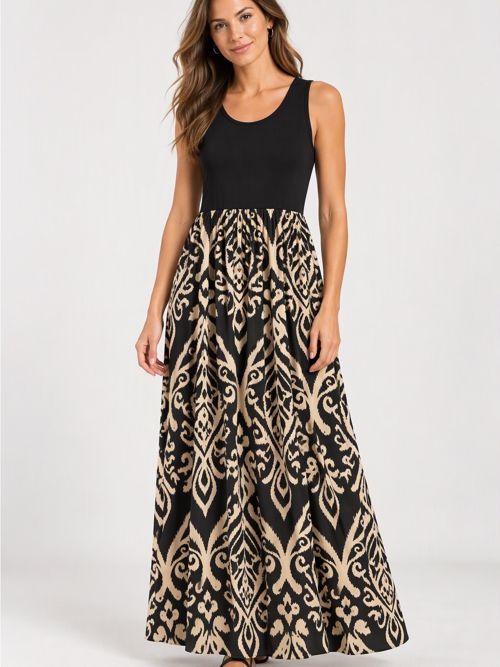 Women’s Black and Cream Patterned Sleeveless